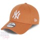 Casquette NY Marron des Yankees de New York MLB 9FORTY New Era modéle League Essentials