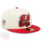 Casquette Tampa Bay Buccaneers NFL Sideline 59Fifty Fitted New Era Beige et Rouge